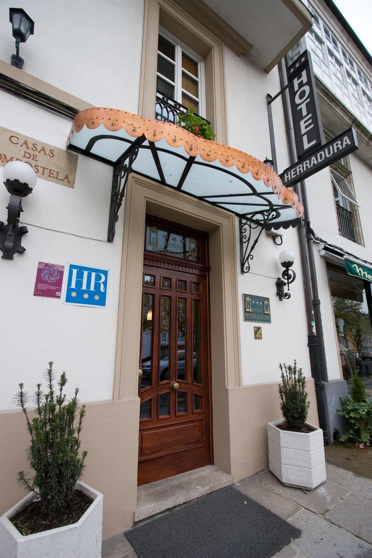 סנטיאגו דה קומפוסטלה Hotel Herradura מראה חיצוני תמונה